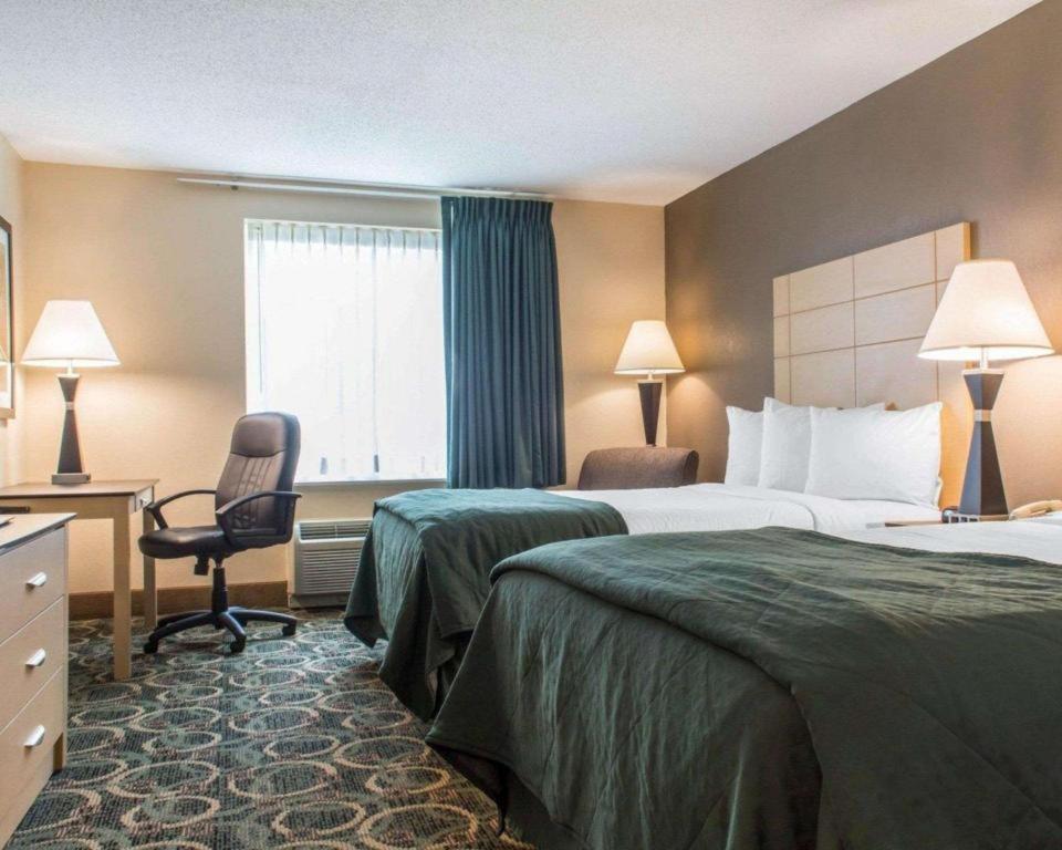 Quality Inn Geneseo Exterior photo