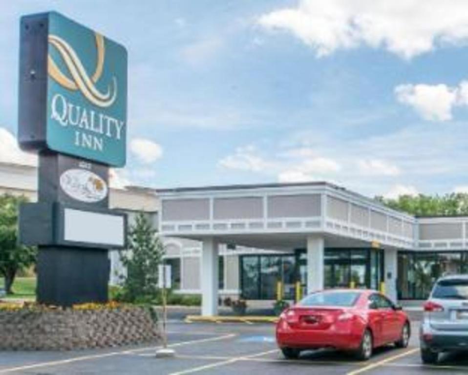 Quality Inn Geneseo Exterior photo